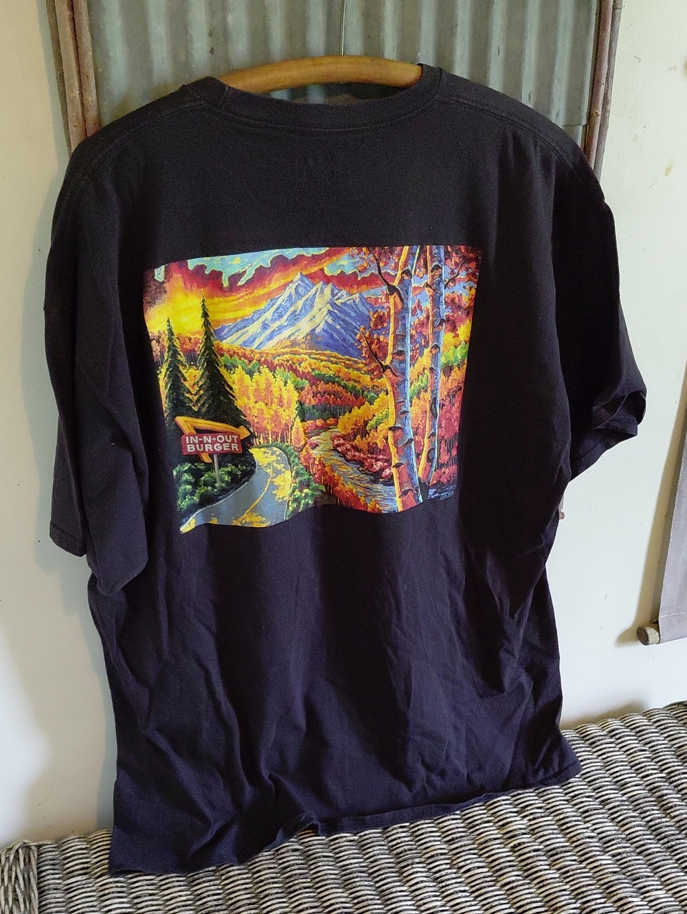 In-N-Out Burger Colorado Tee - Picture 3 of 10